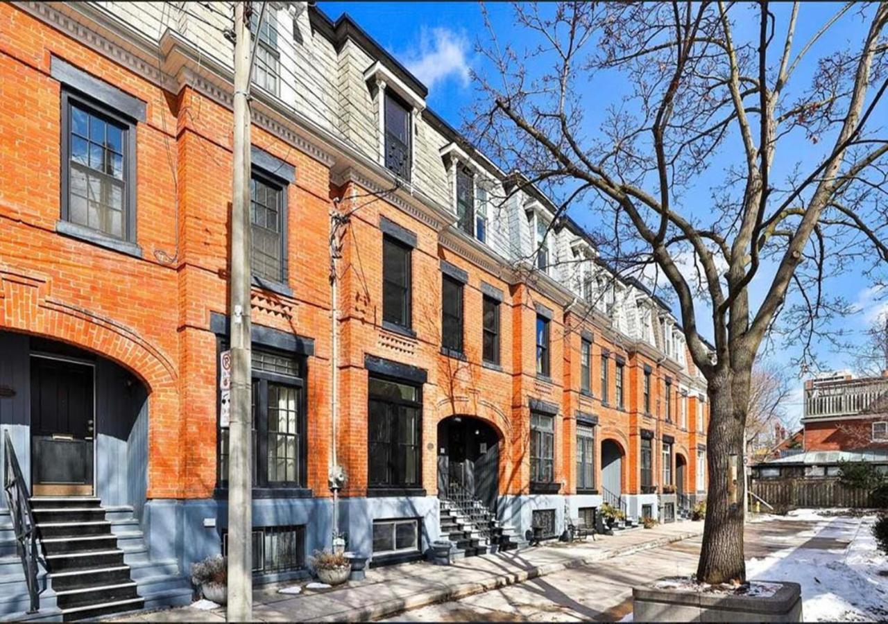 Jacob22 B&B Toronto Exterior photo