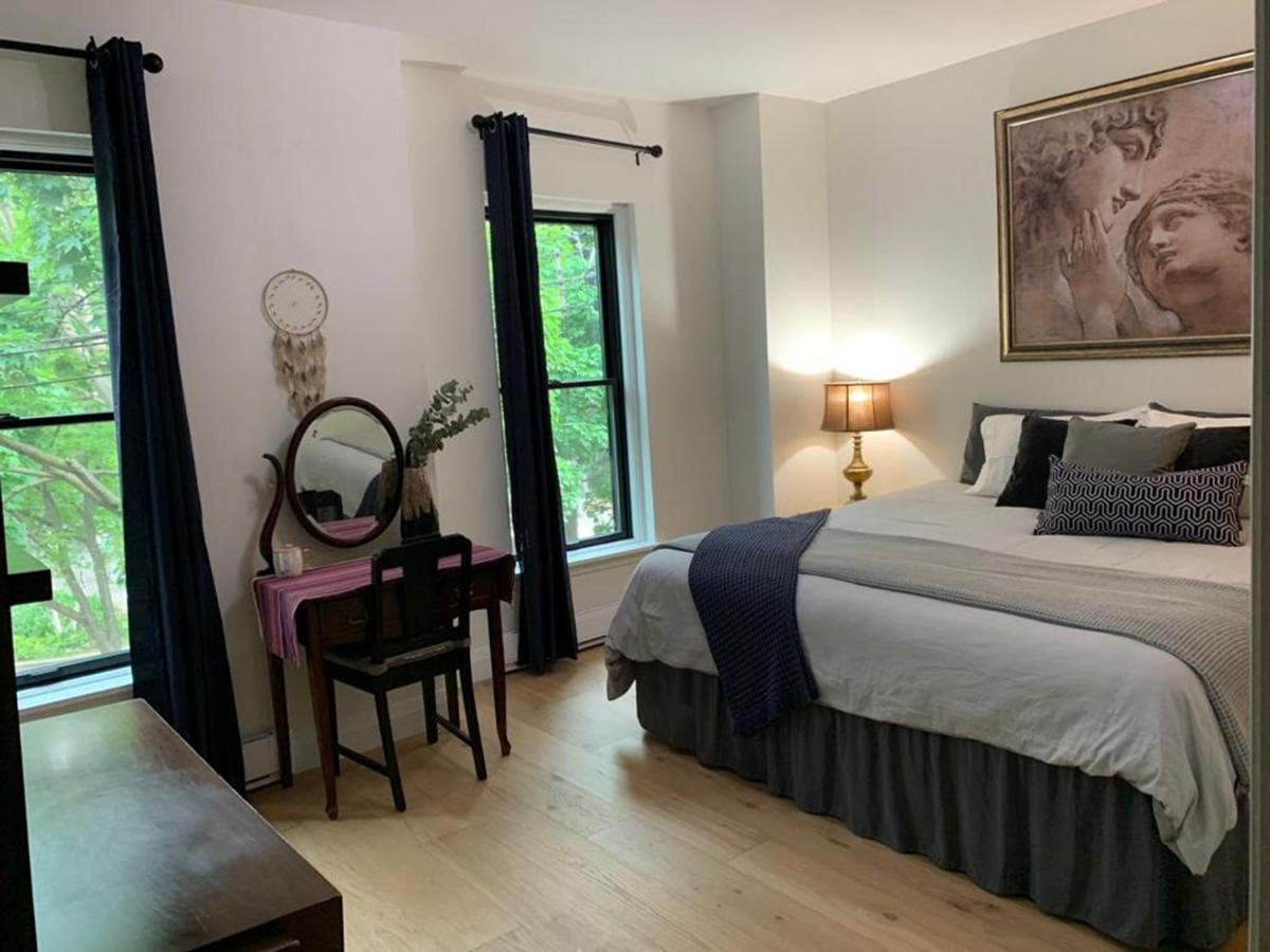 Jacob22 B&B Toronto Exterior photo